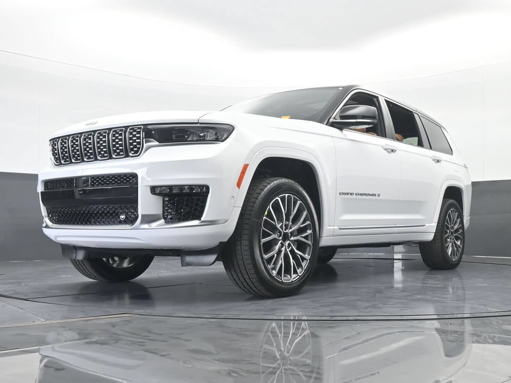 New 2025 Jeep Grand Cherokee L Summit AWD/4WD image 54