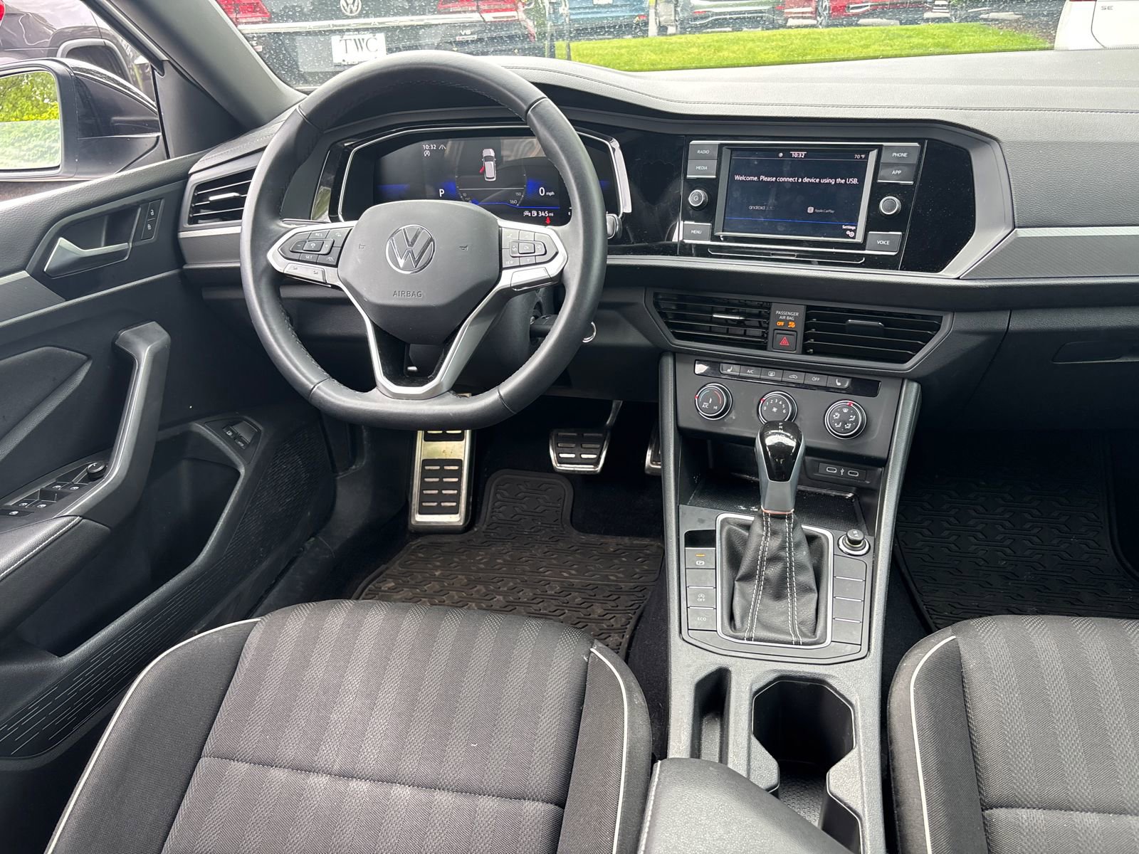 Used 2024 Volkswagen Jetta Sport FWD image 29