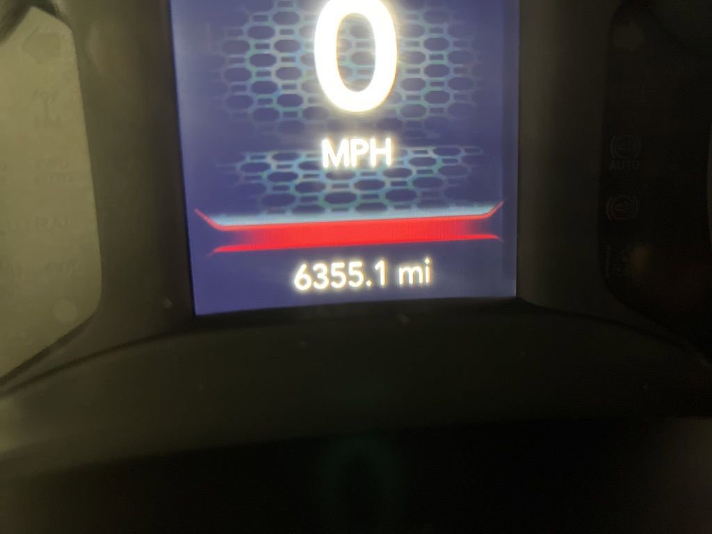 Used 2024 RAM 2500 Tradesman w/ Chrome Appearance Group image 25