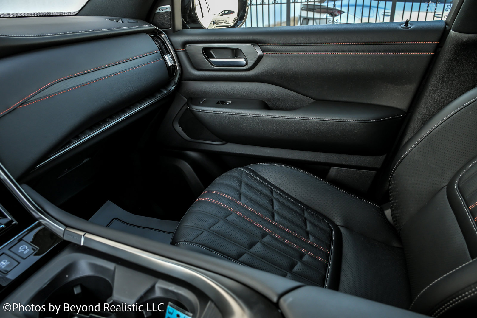 Used 2026 Nissan Armada PRO-4X image 47