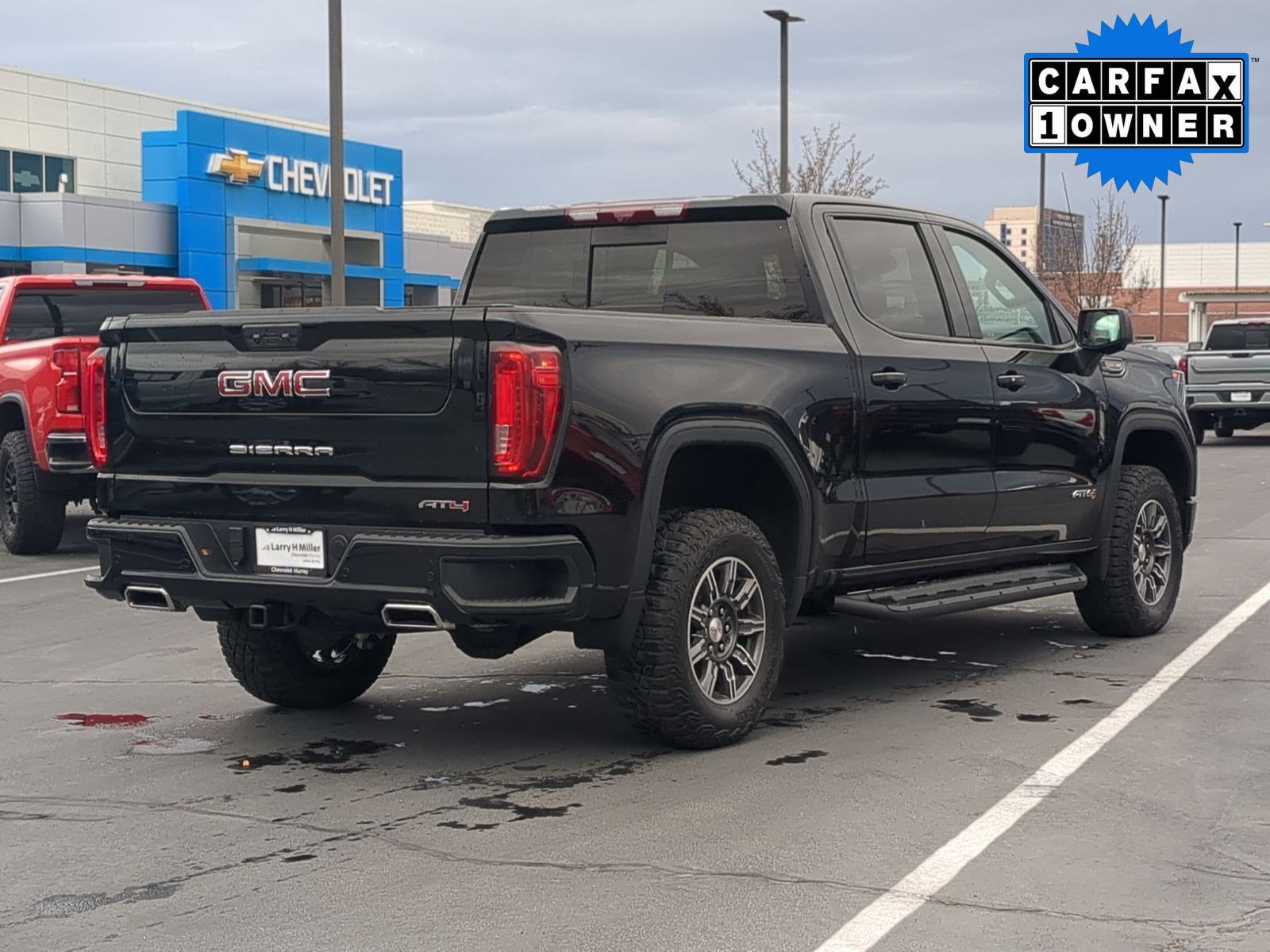 Used 2024 GMC Sierra 1500 AT4 w/ Technology Package image 6