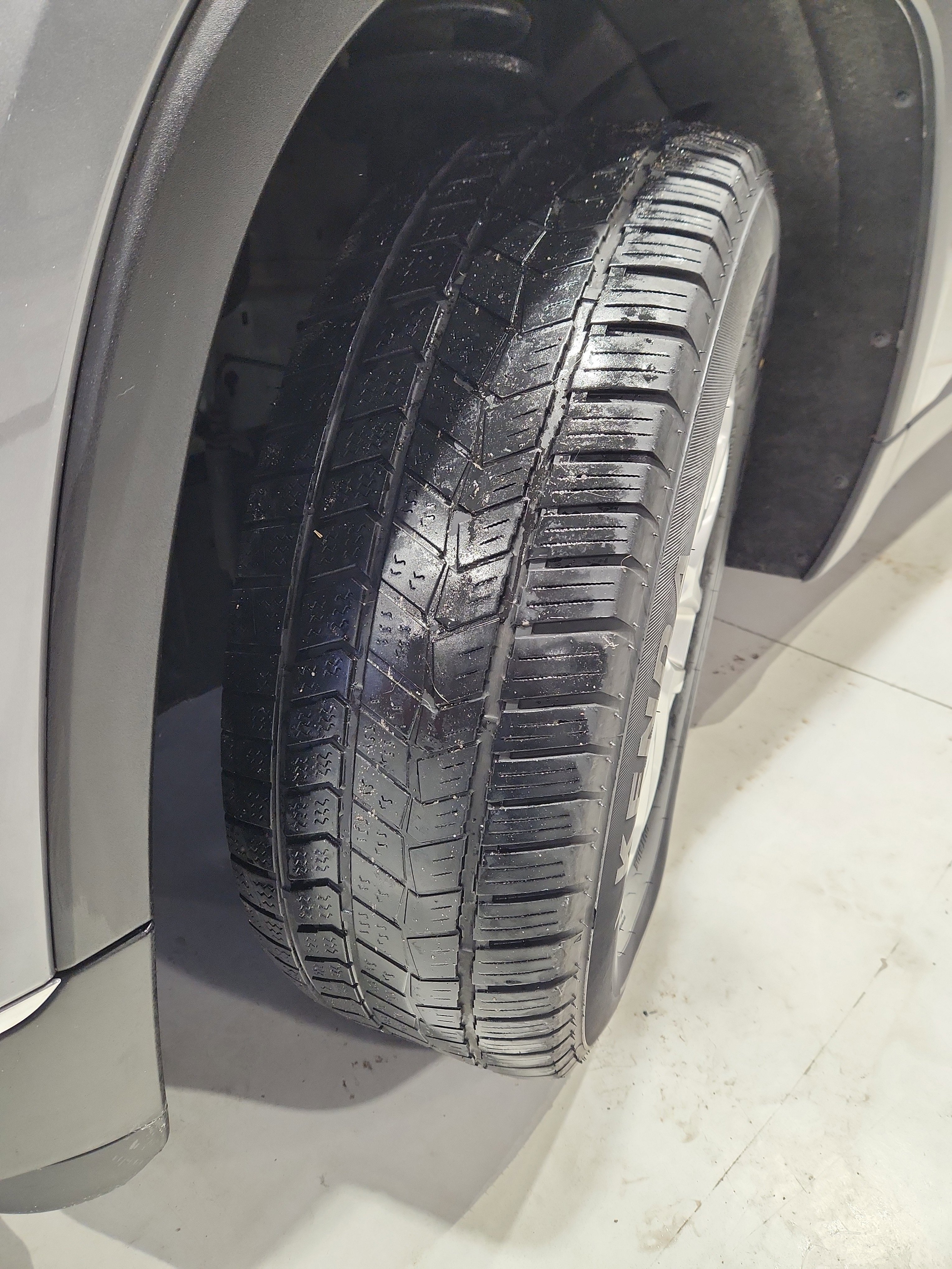 Used 2020 Chevrolet Traverse LT w/ LPO, Floor Liner Package image 23