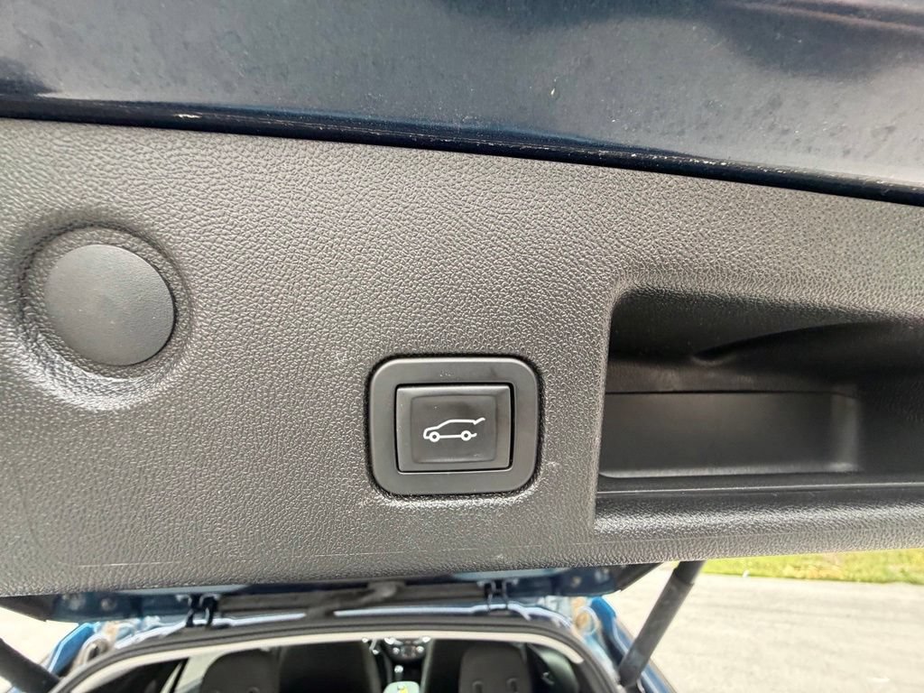 Used 2019 Chevrolet Equinox LT AWD/4WD image 42