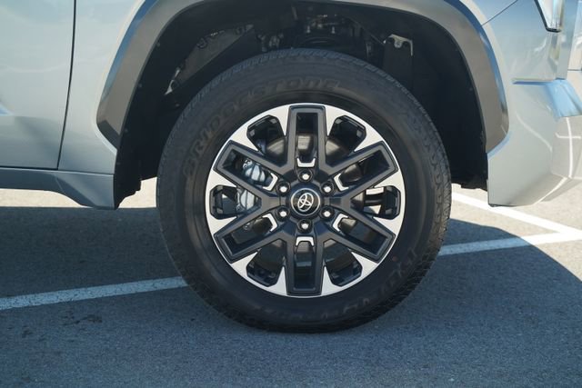 Used 2025 Toyota Tundra Limited image 42