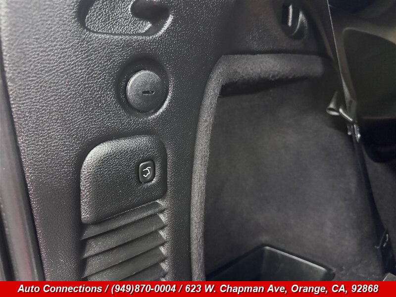 Used 2018 Dodge Durango GT w/ Premium Group RWD image 30
