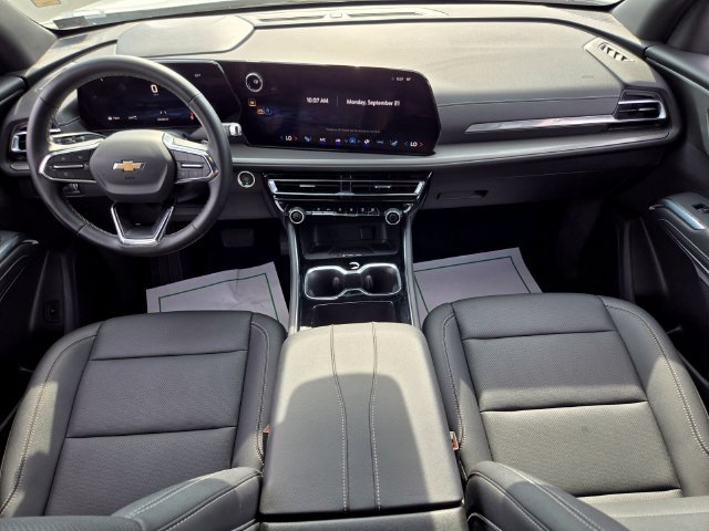 Used 2026 Chevrolet Traverse LT AWD/4WD image 15