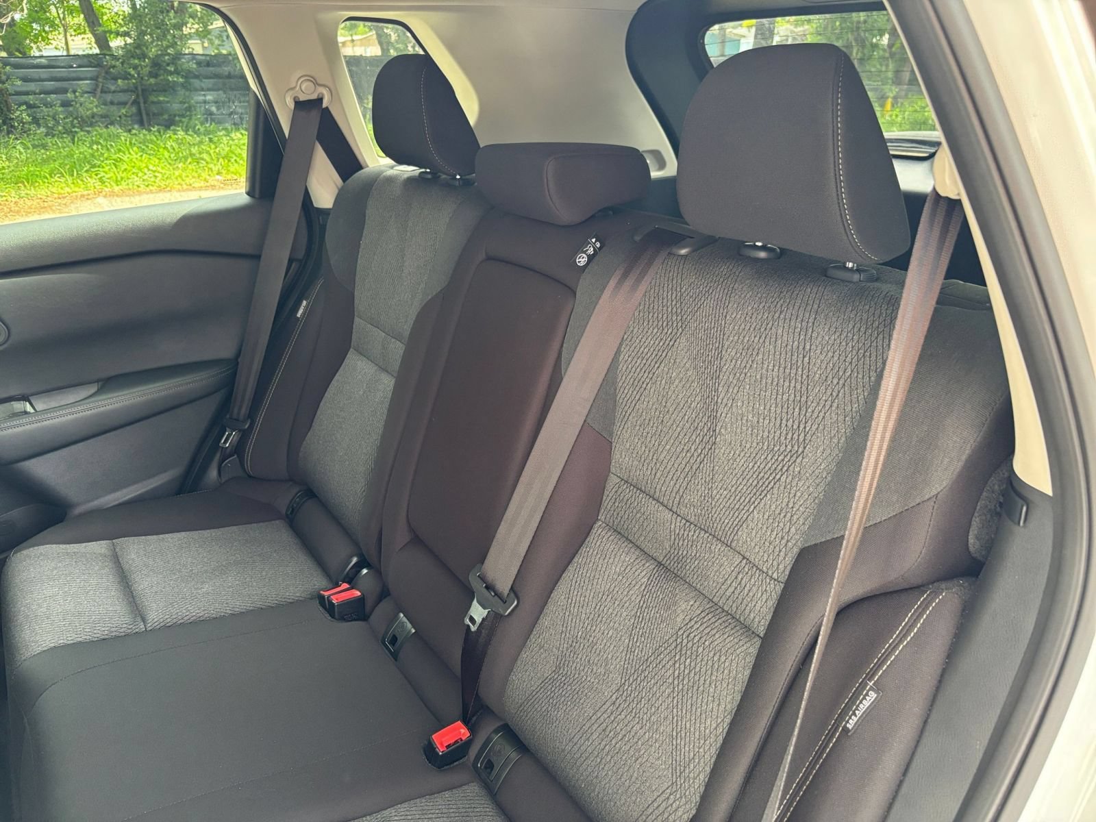 Used 2025 Nissan Rogue SV FWD image 38