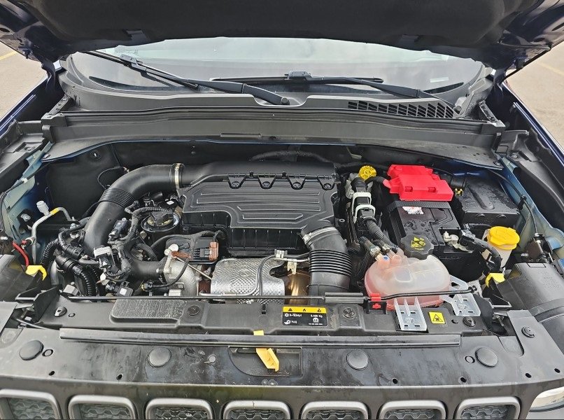 Used 2020 Jeep Renegade Trailhawk image 11