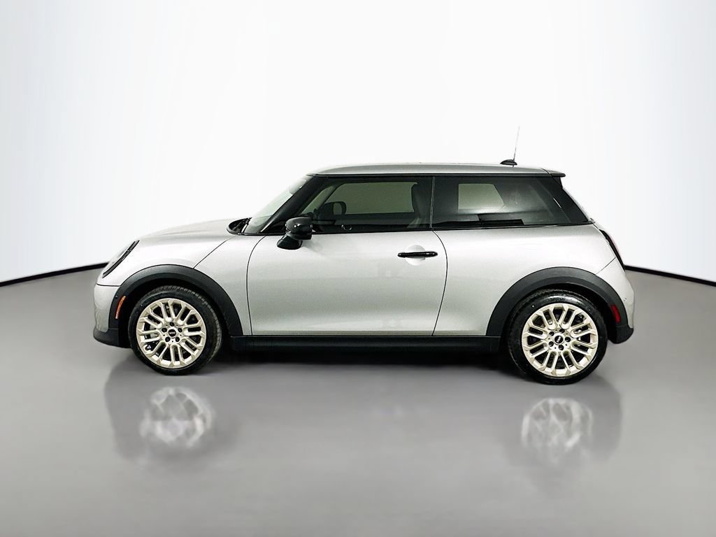 Certified 2025 MINI Cooper 2-Door Hardtop FWD image 8