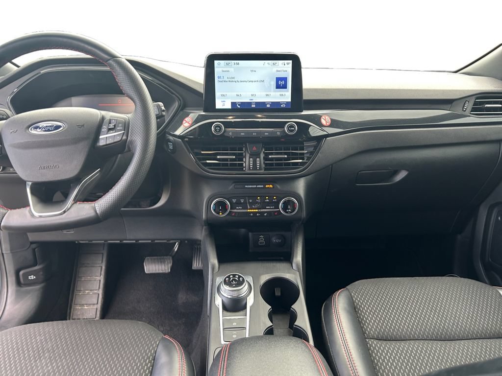 Used 2025 Ford Escape ST-Line Select AWD/4WD image 11