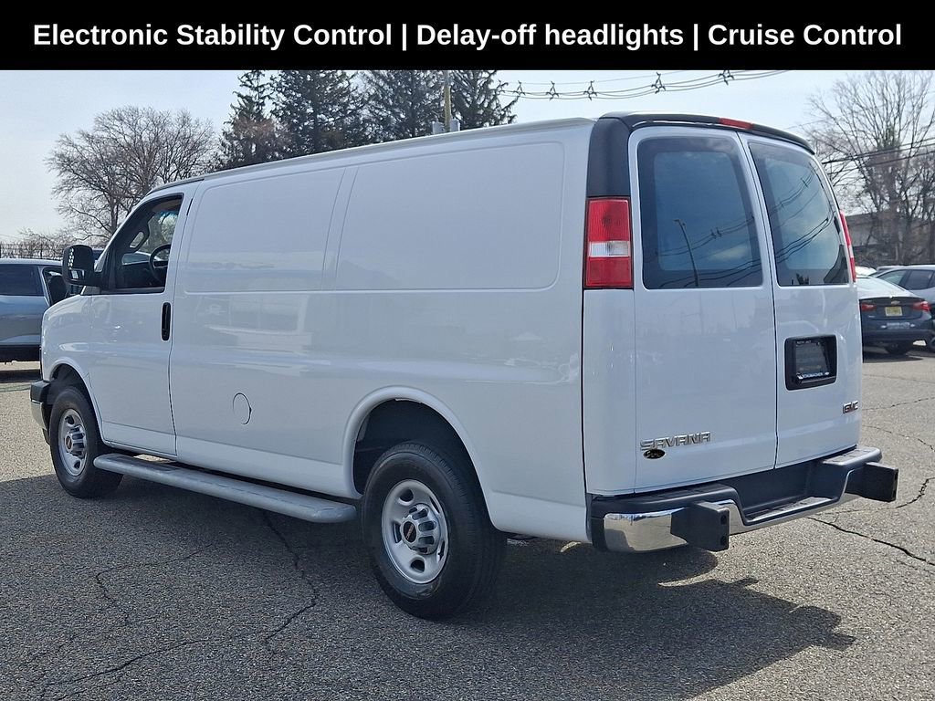 Used 2024 GMC Savana 2500 w/ Driver Convenience Package image 4