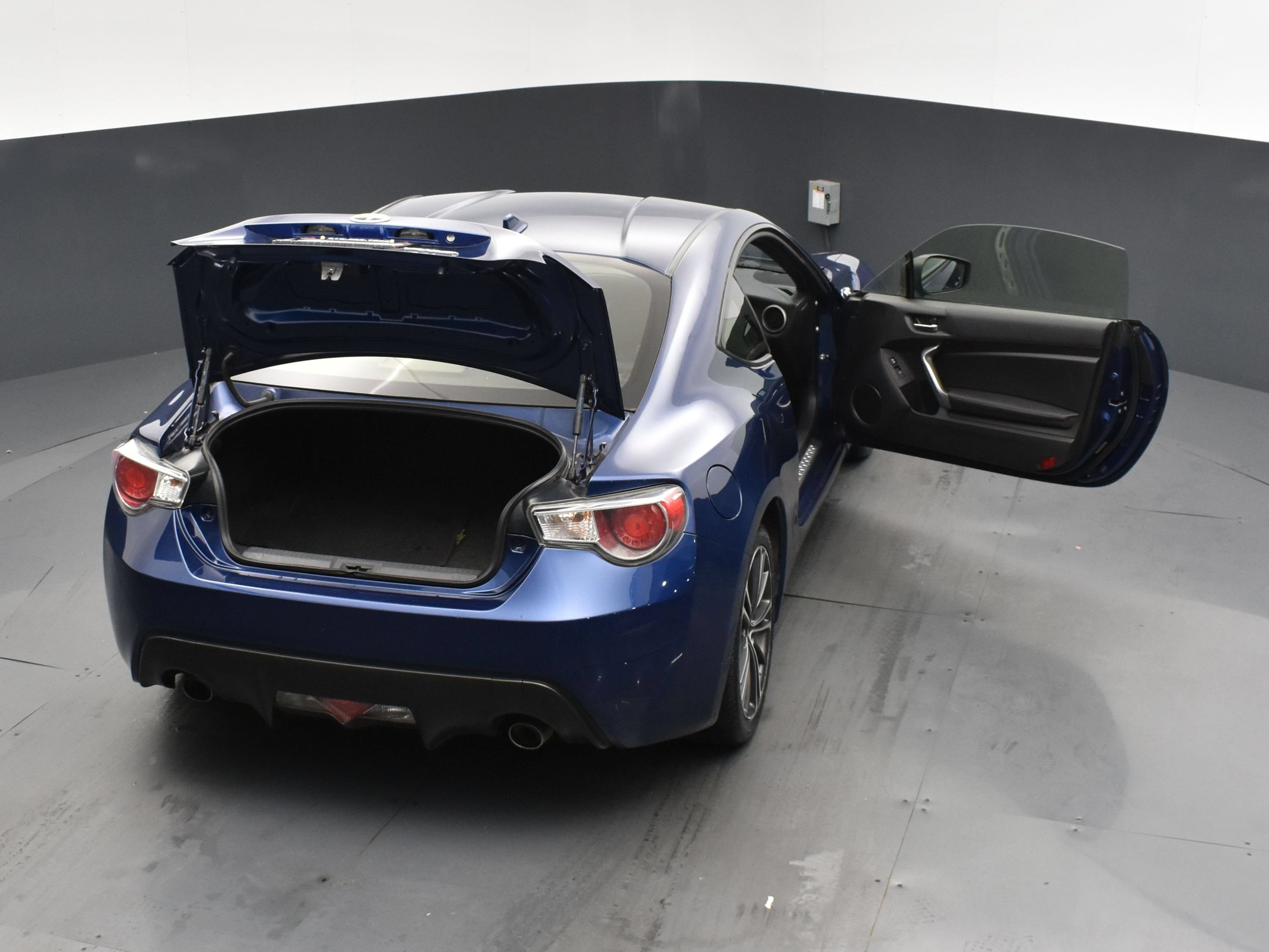 Used 2015 Scion FR-S RWD image 20