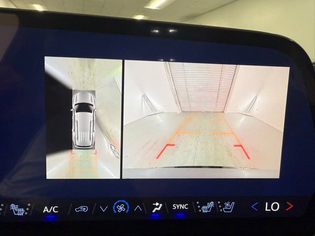 New 2026 Chevrolet Traverse High Country w/ LPO, Floor Liner Package image 20