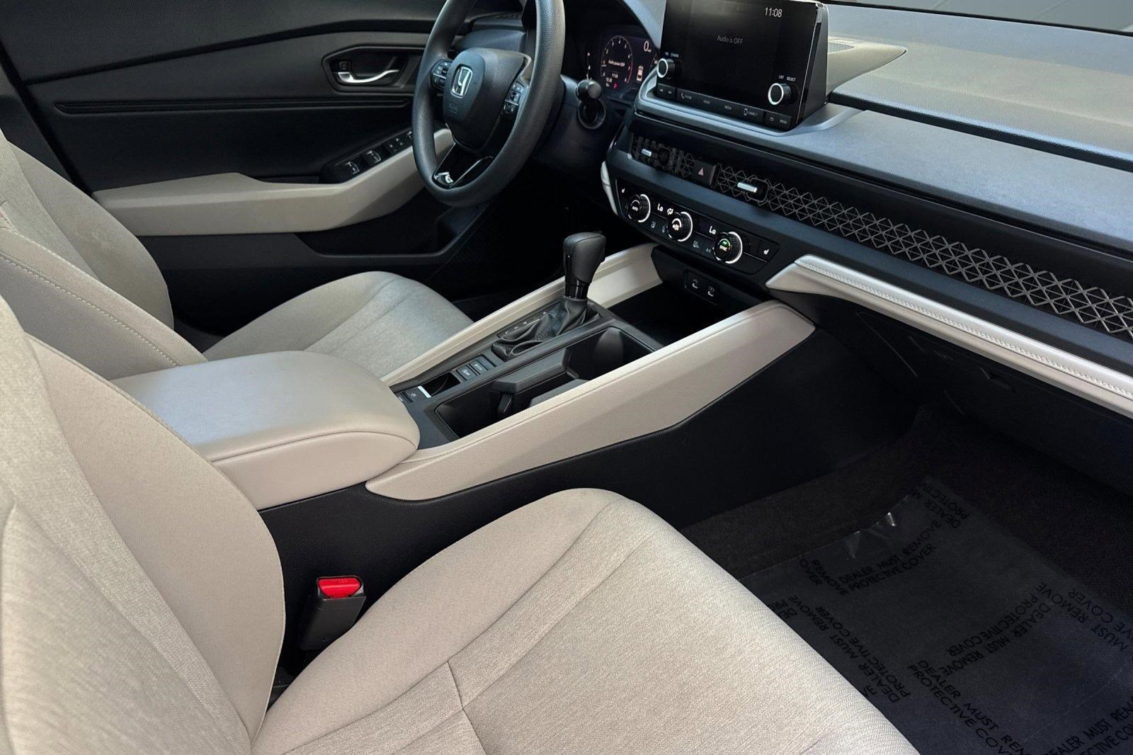 Certified 2024 Honda Accord EX image 32