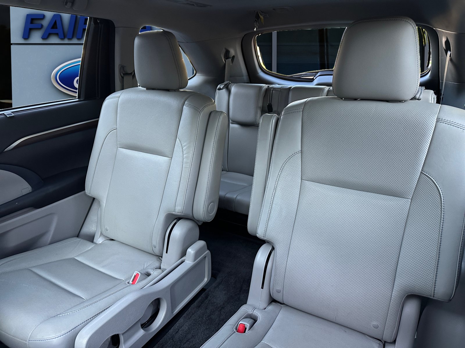 Used 2016 Toyota Highlander Limited FWD image 12