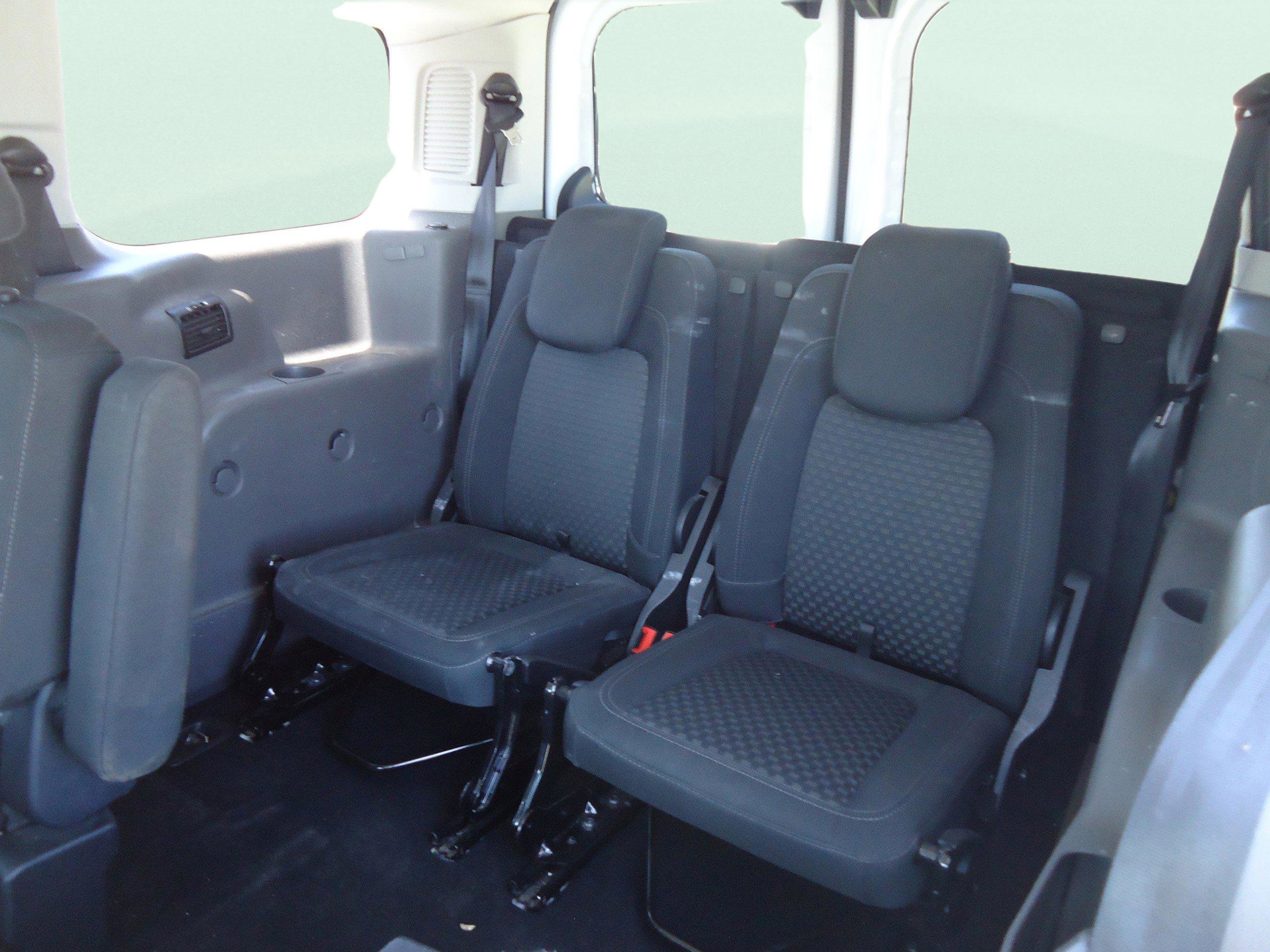 Used 2023 Ford Transit Connect XLT FWD image 27