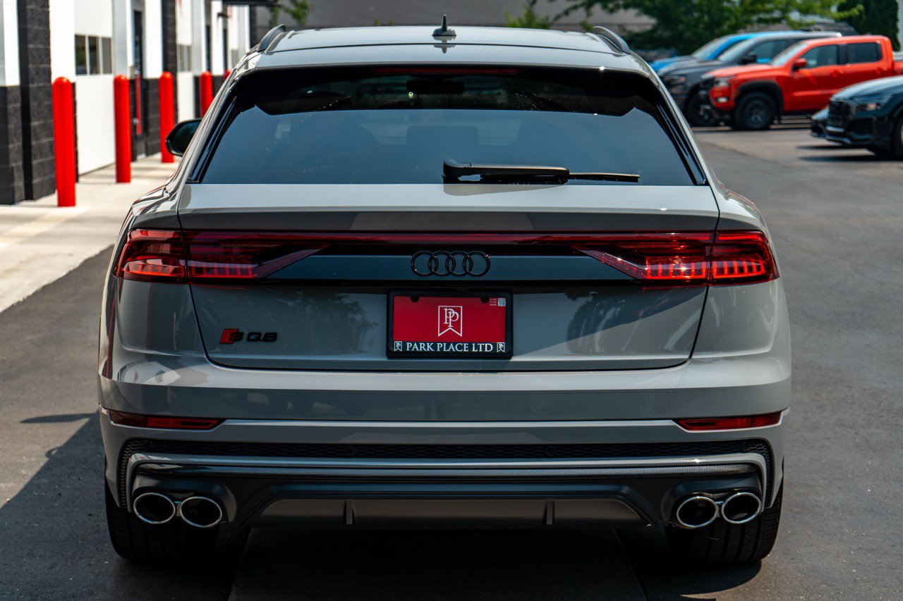 Used 2023 Audi SQ8 Prestige AWD/4WD image 27