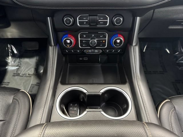 Used 2023 Chevrolet Suburban Premier AWD/4WD image 20