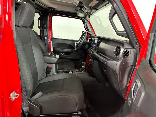 Used 2023 Jeep Wrangler Unlimited w/ Cold Weather Group image 28