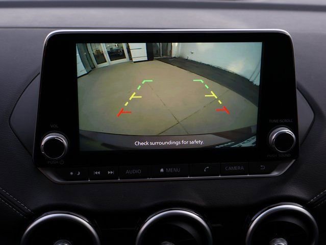 Used 2025 Nissan Sentra SV image 24