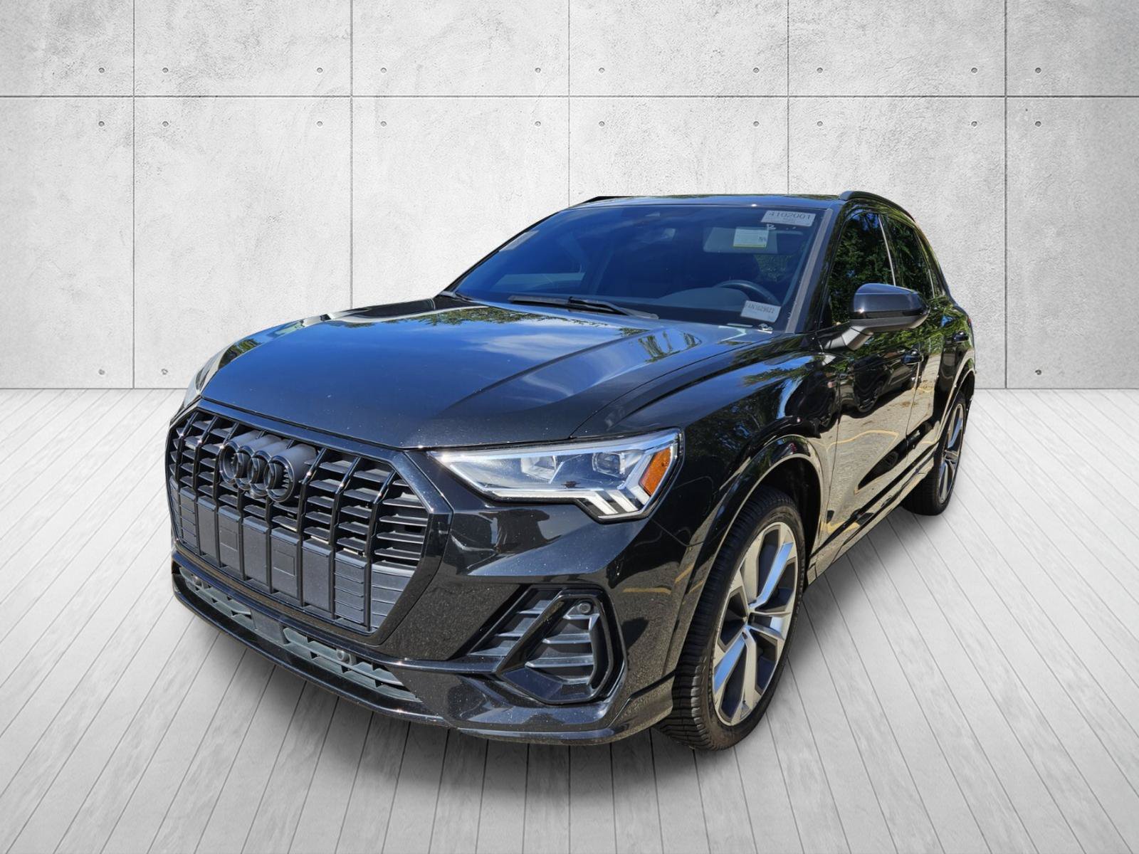 Used 2022 Audi Q3 2.0T Premium Plus w/ Premium Plus Package AWD/4WD image 5