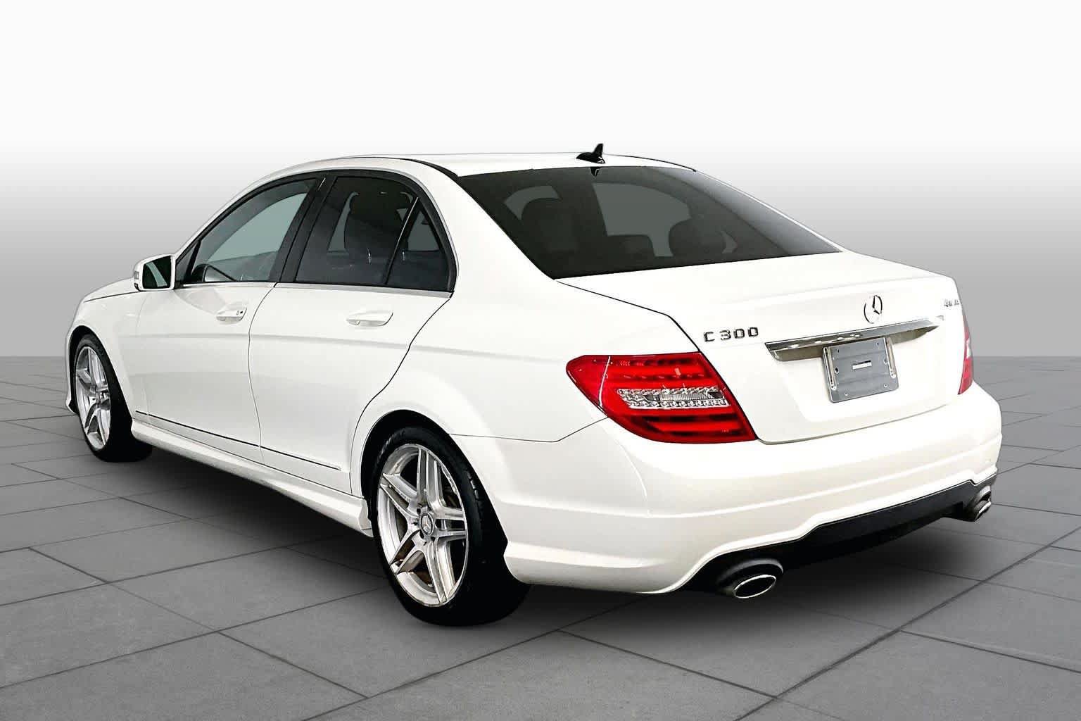 Used 2012 Mercedes-Benz C 300 4MATIC Sedan image 12