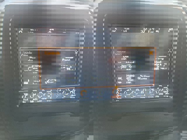 Used 2021 Jeep Renegade Latitude w/ Convenience Group image 11