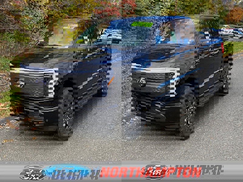 New 2025 Ford F150 Lightning Flash
