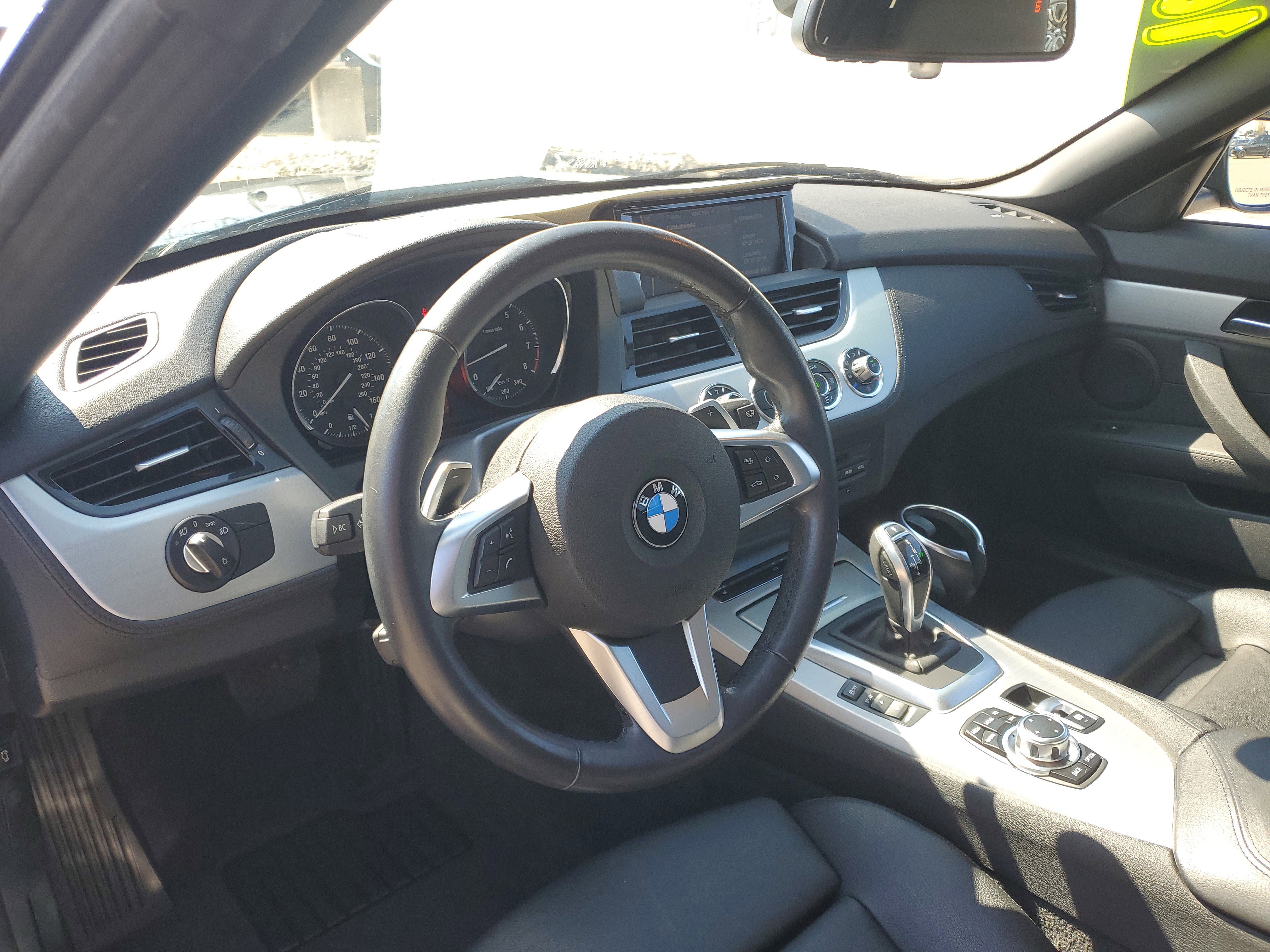 Used 2016 BMW Z4 sDrive28i image 9