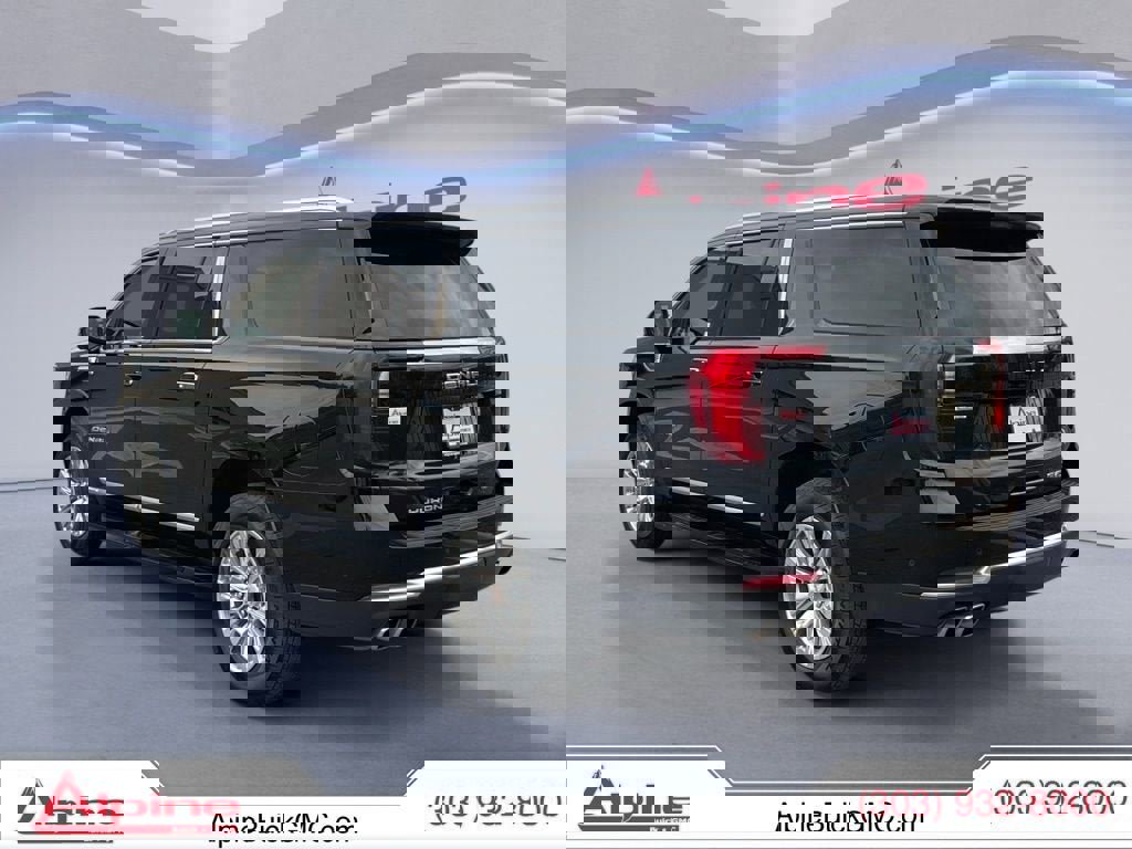 Used 2025 GMC Yukon XL Denali image 3