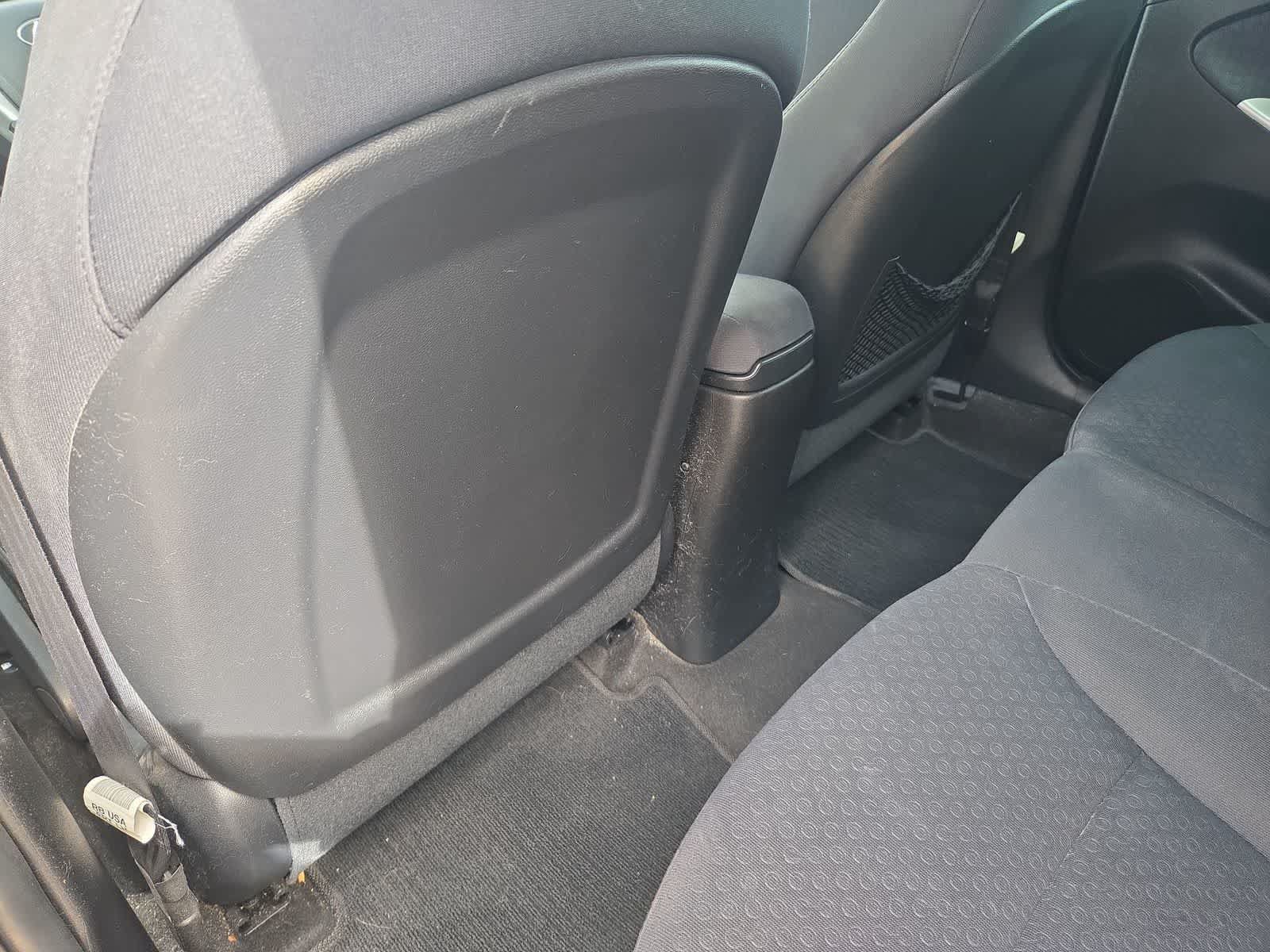 Used 2013 Hyundai Accent SE FWD image 18