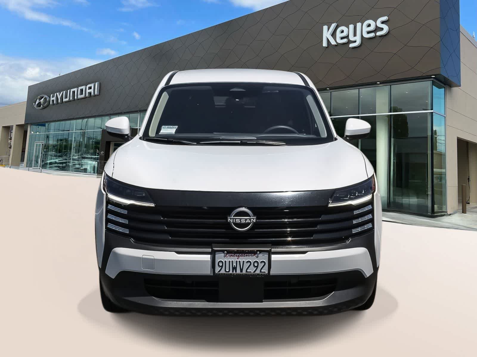 Used 2025 Nissan Kicks SV FWD image 2