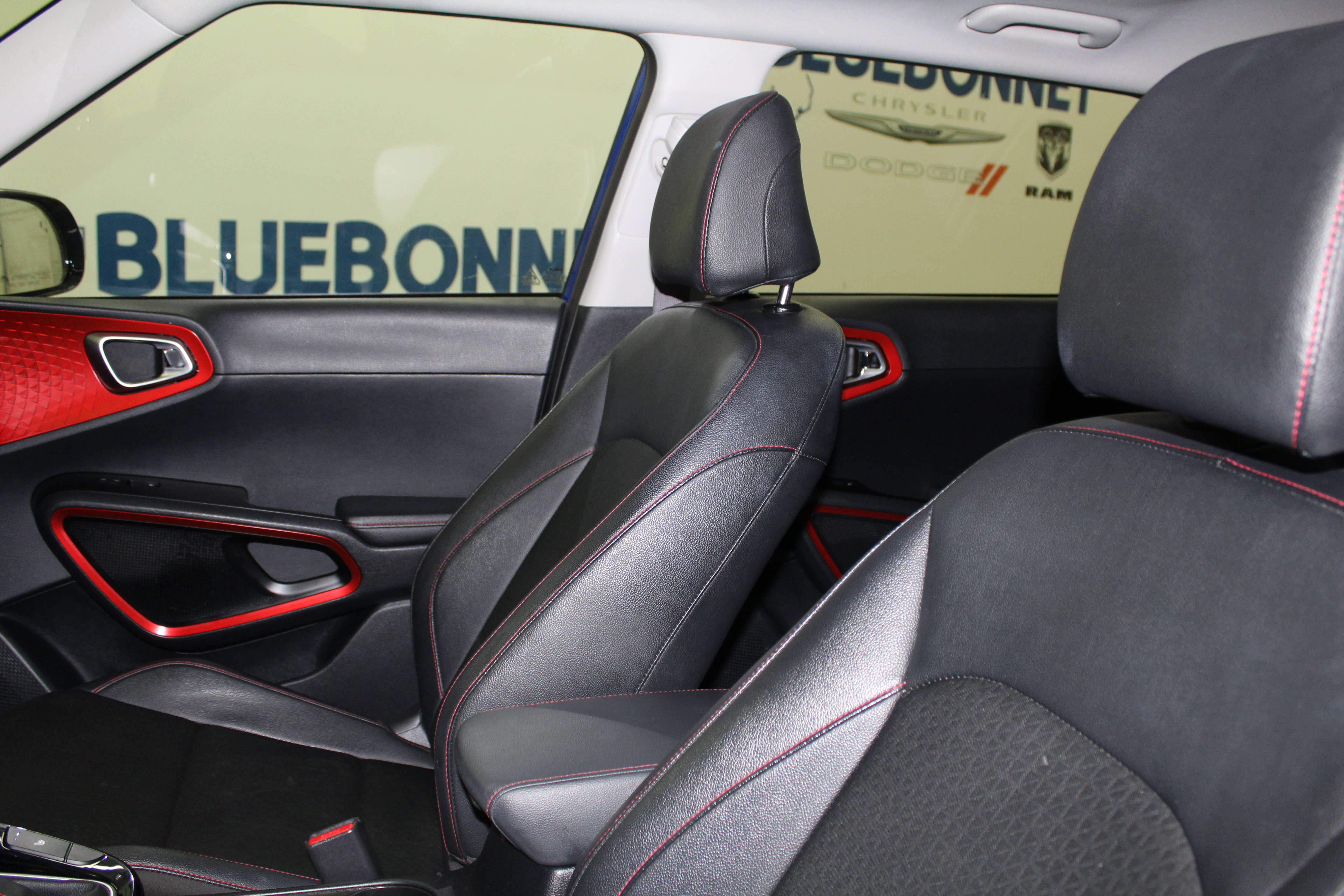 Used 2023 Kia Soul GT-Line w/ GT-Line Technology Package image 10