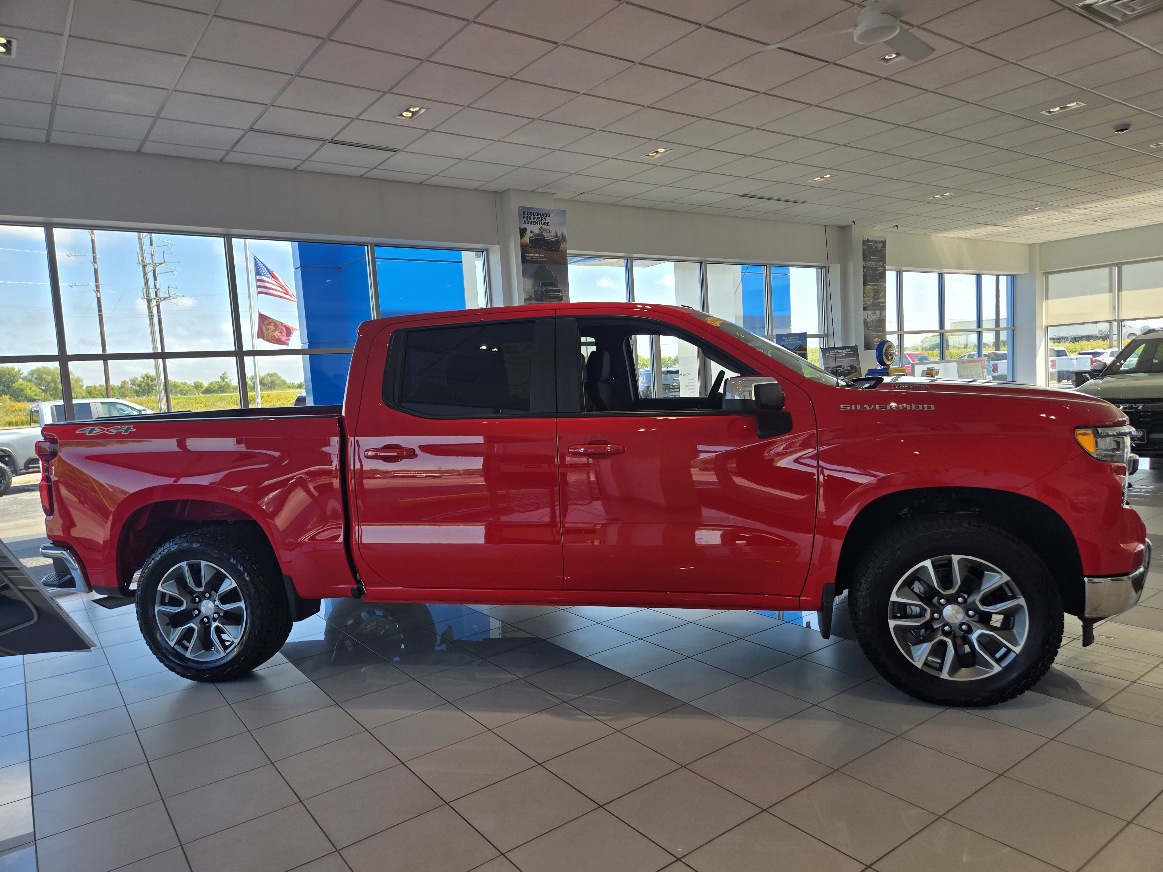 New 2025 Chevrolet Silverado 1500 LT image 2