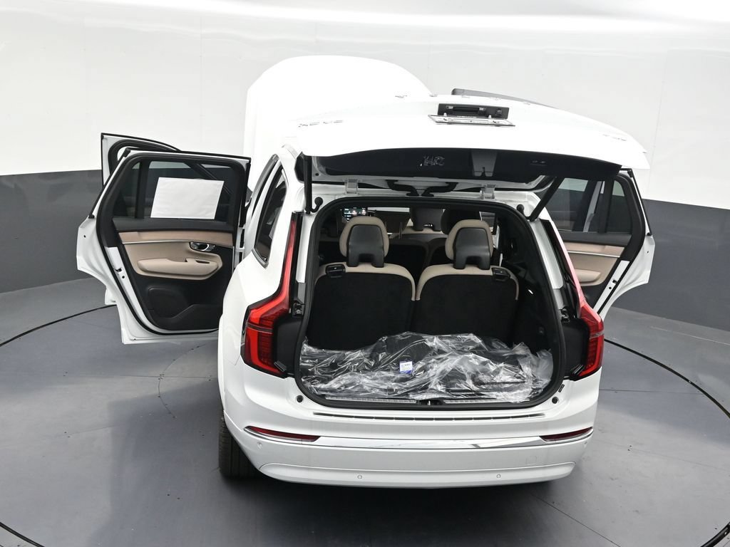 New 2026 Volvo XC90 T8 Plus w/ Protection Package Premier AWD/4WD image 33