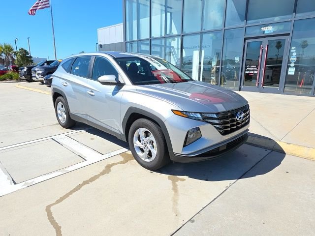 Used 2024 Hyundai Tucson SE FWD image 2