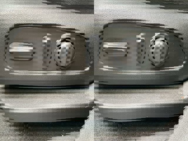 Used 2024 Chevrolet Equinox RS image 25