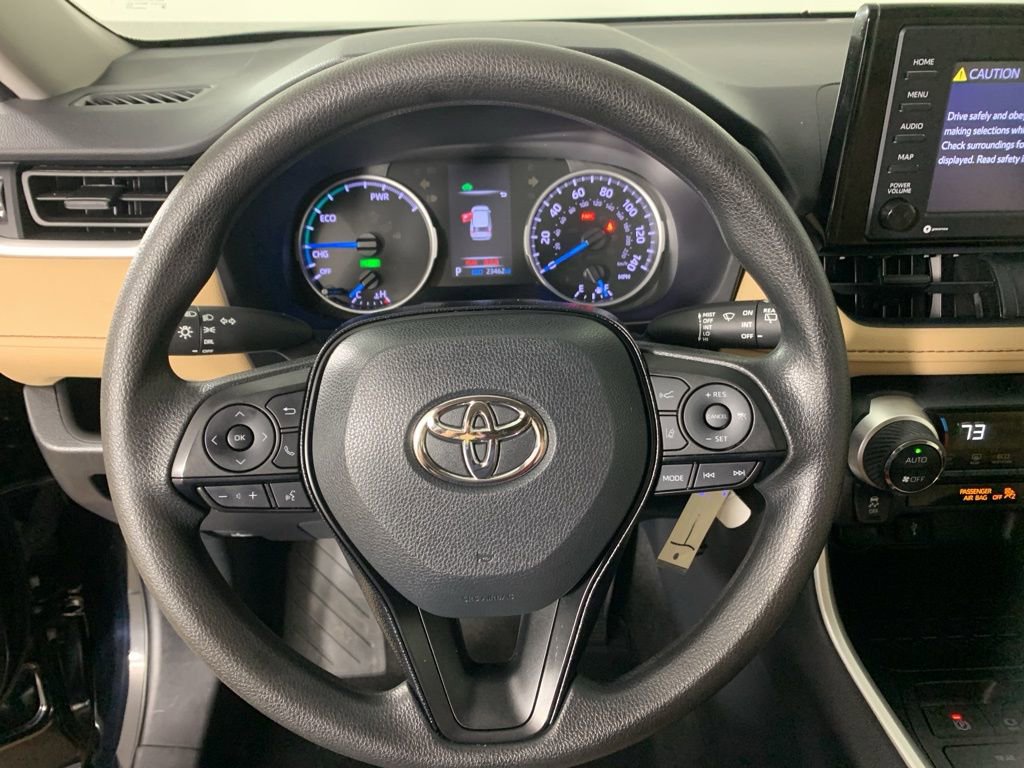 Used 2021 Toyota RAV4 LE image 20