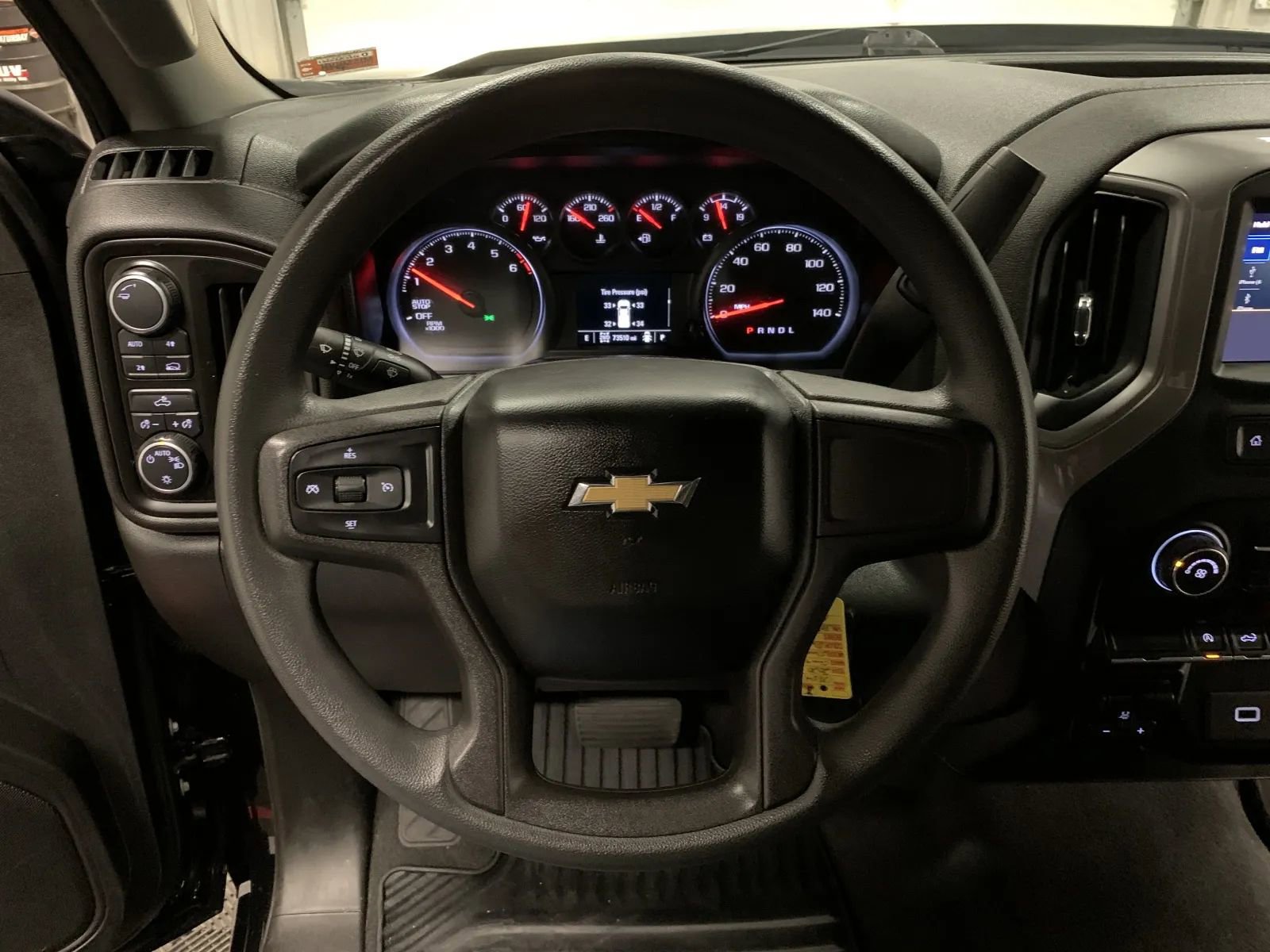 Used 2020 Chevrolet Silverado 1500 Custom w/ Custom Value Package image 23