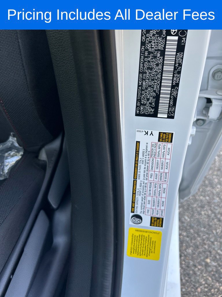 New 2027 Toyota Prius Plug-In Hybrid FWD image 4