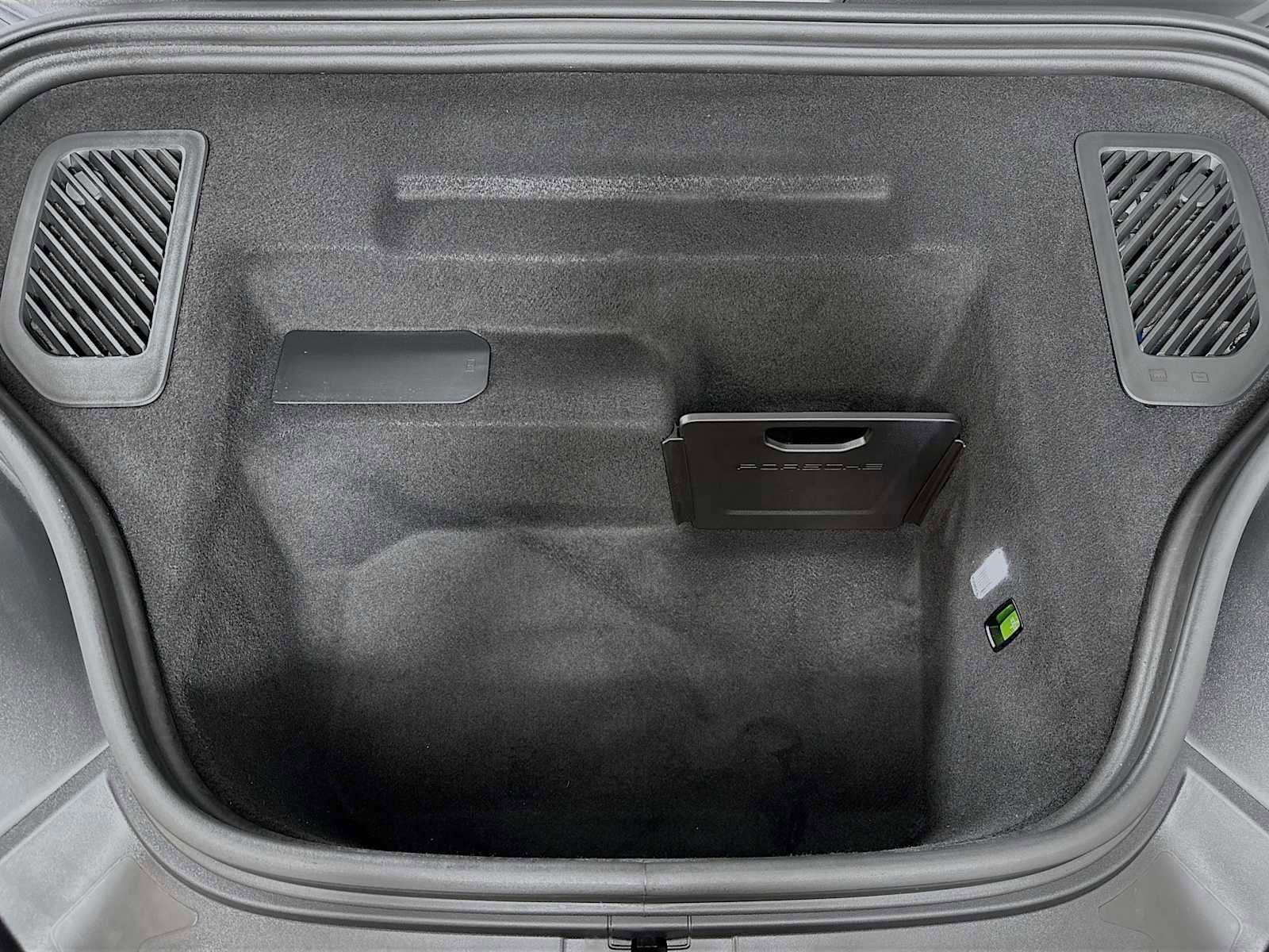 Certified 2025 Porsche Macan 4S Electric image 32