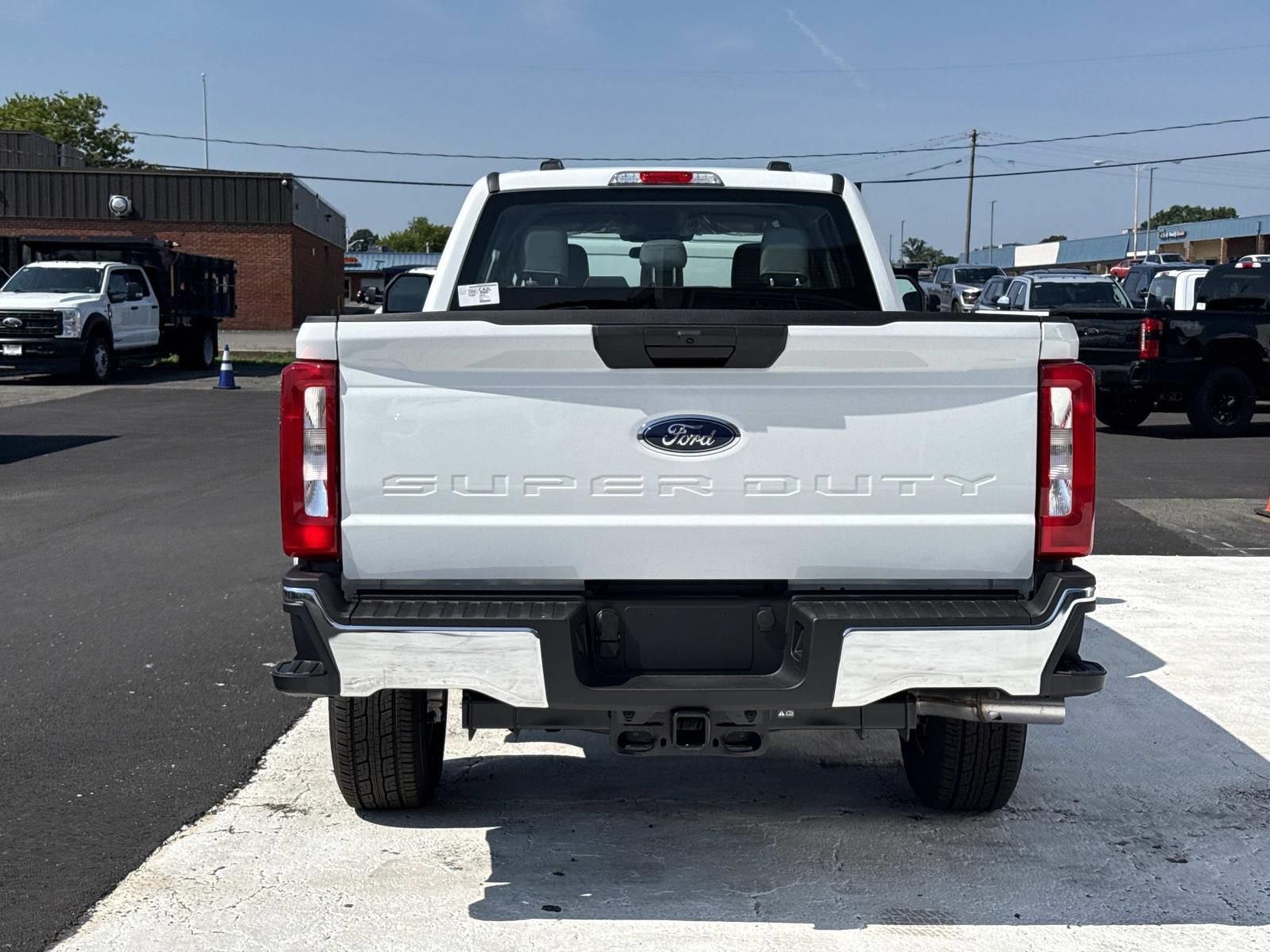 New 2026 Ford F350 XL w/ XL Chrome Package AWD/4WD image 4