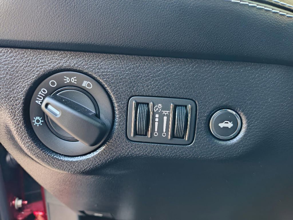 Used 2023 Dodge Challenger SRT Hellcat RWD image 28