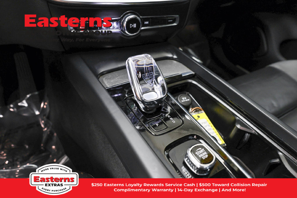 Used 2024 Volvo S60 B5 Plus FWD image 14