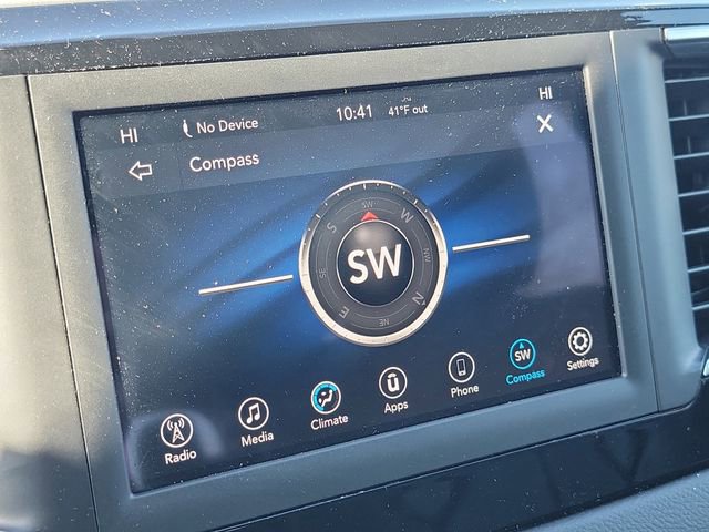 Used 2019 Chrysler Pacifica Touring Plus w/ S Appearance Package FWD image 28