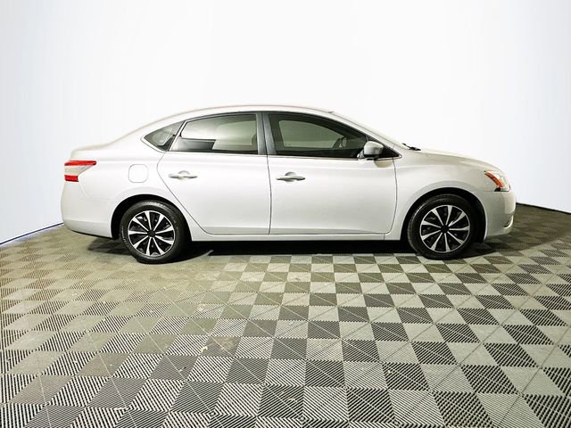 Used 2015 Nissan Sentra SV image 10