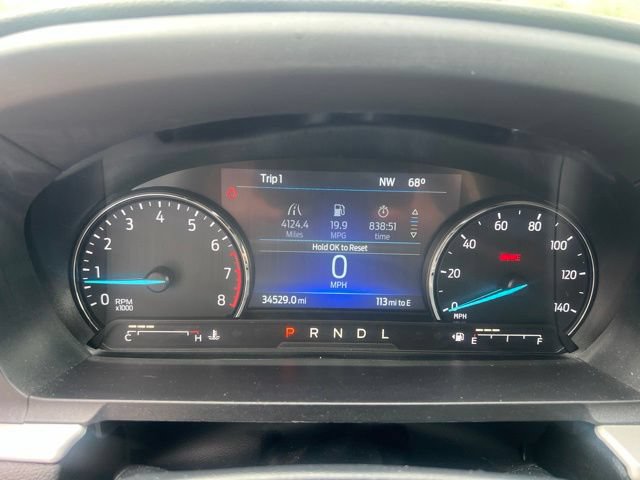 Used 2023 Ford Explorer XLT w/ Equipment Group 202A AWD/4WD image 19