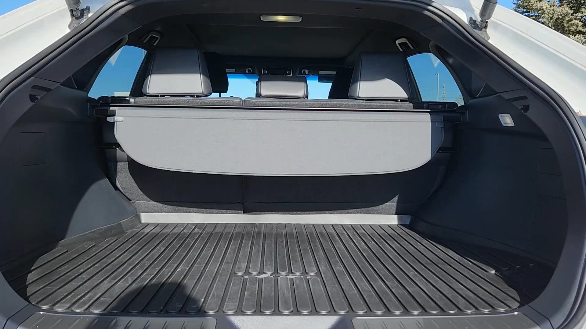 Used 2024 Toyota Venza Nightshade image 19