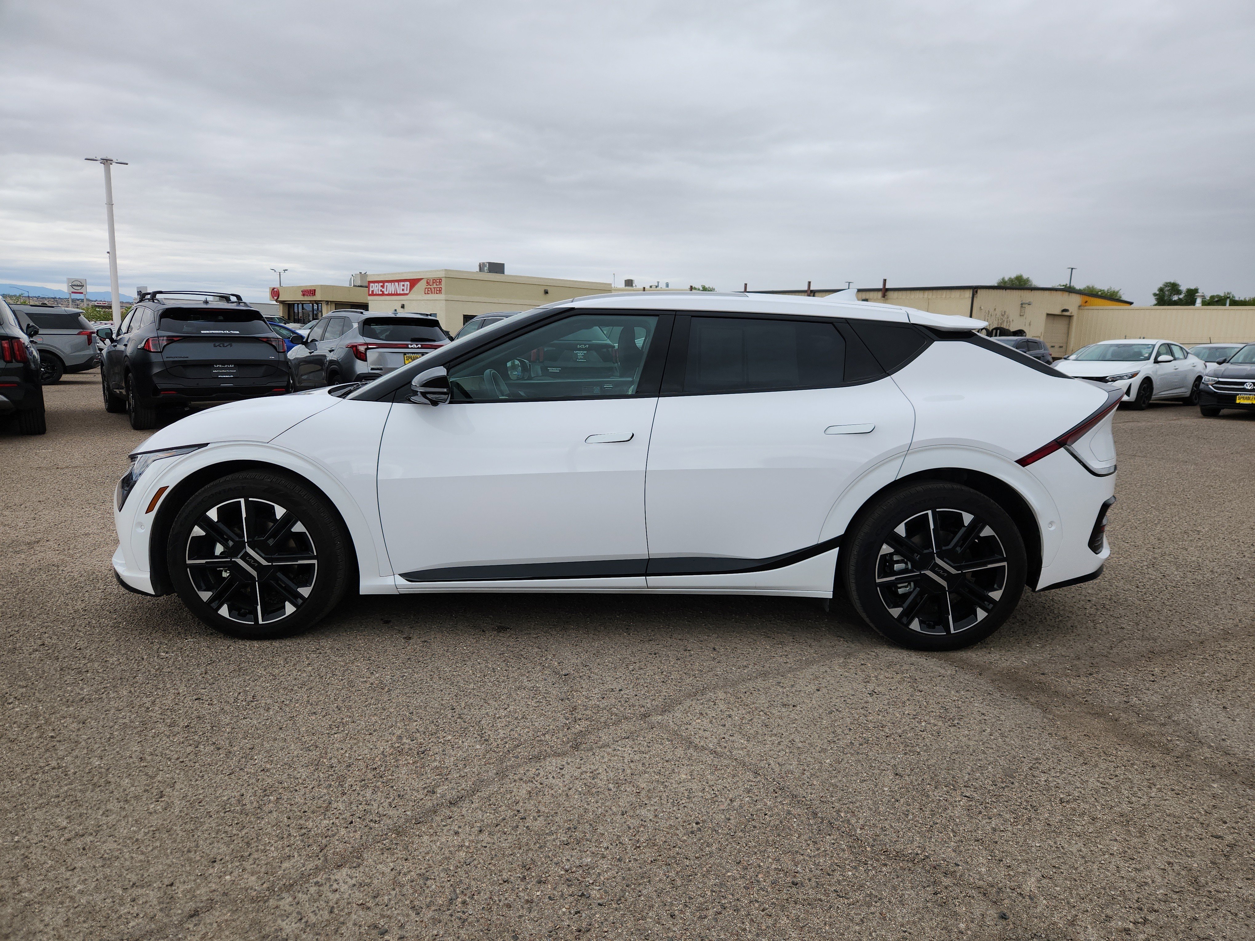 Used 2025 Kia EV6 GT-Line image 2