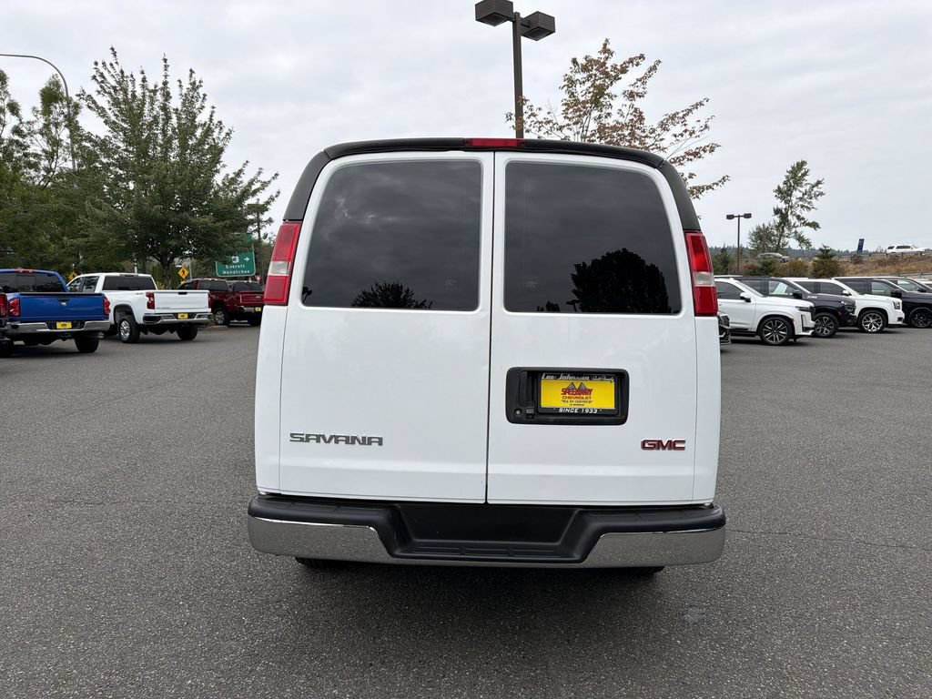 Certified 2018 GMC Savana 2500 w/ Driver Convenience Package RWD image 8
